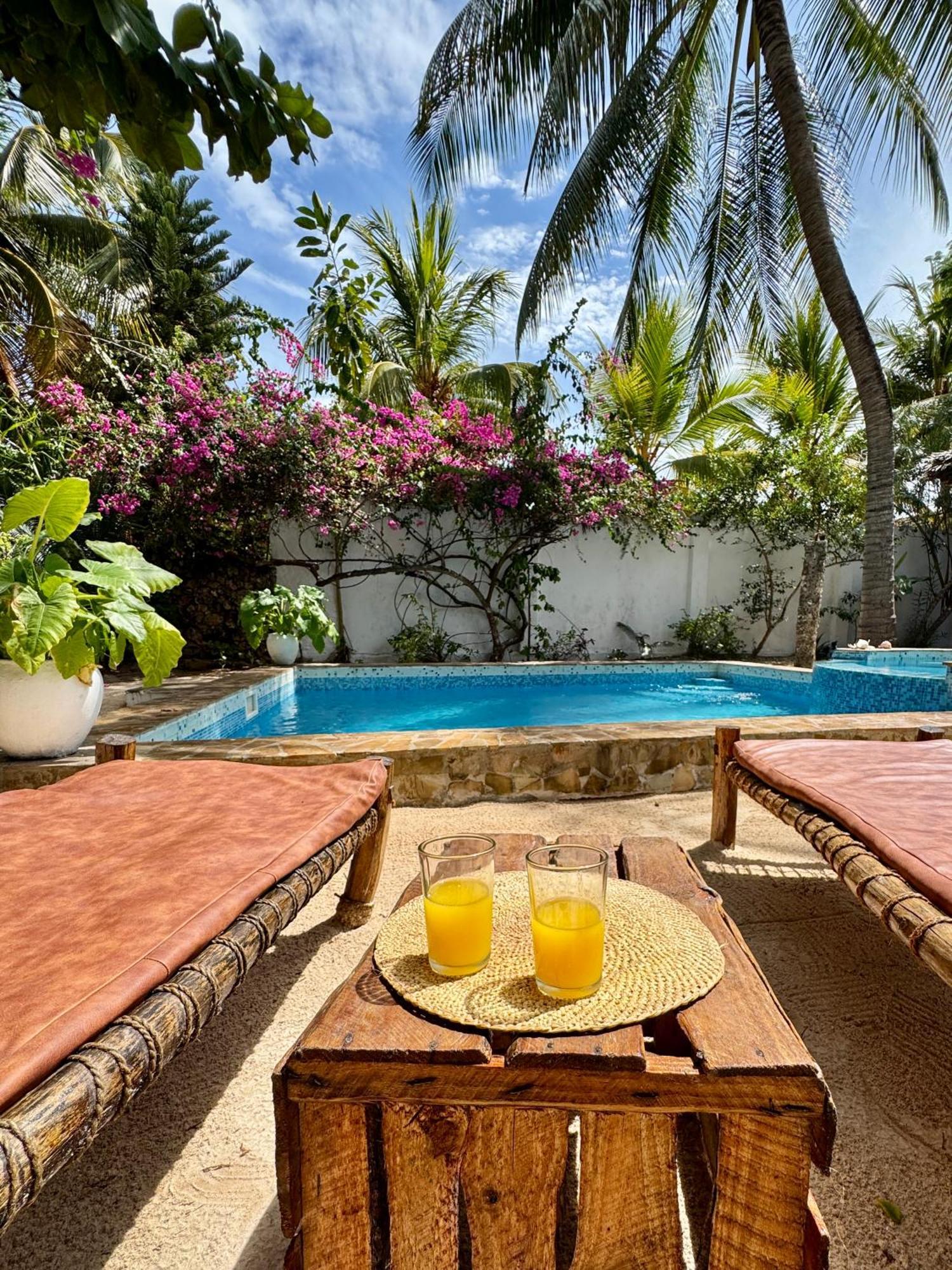 Villa Kipara - Private Beach & Pool Pwani Mchangani Extérieur photo