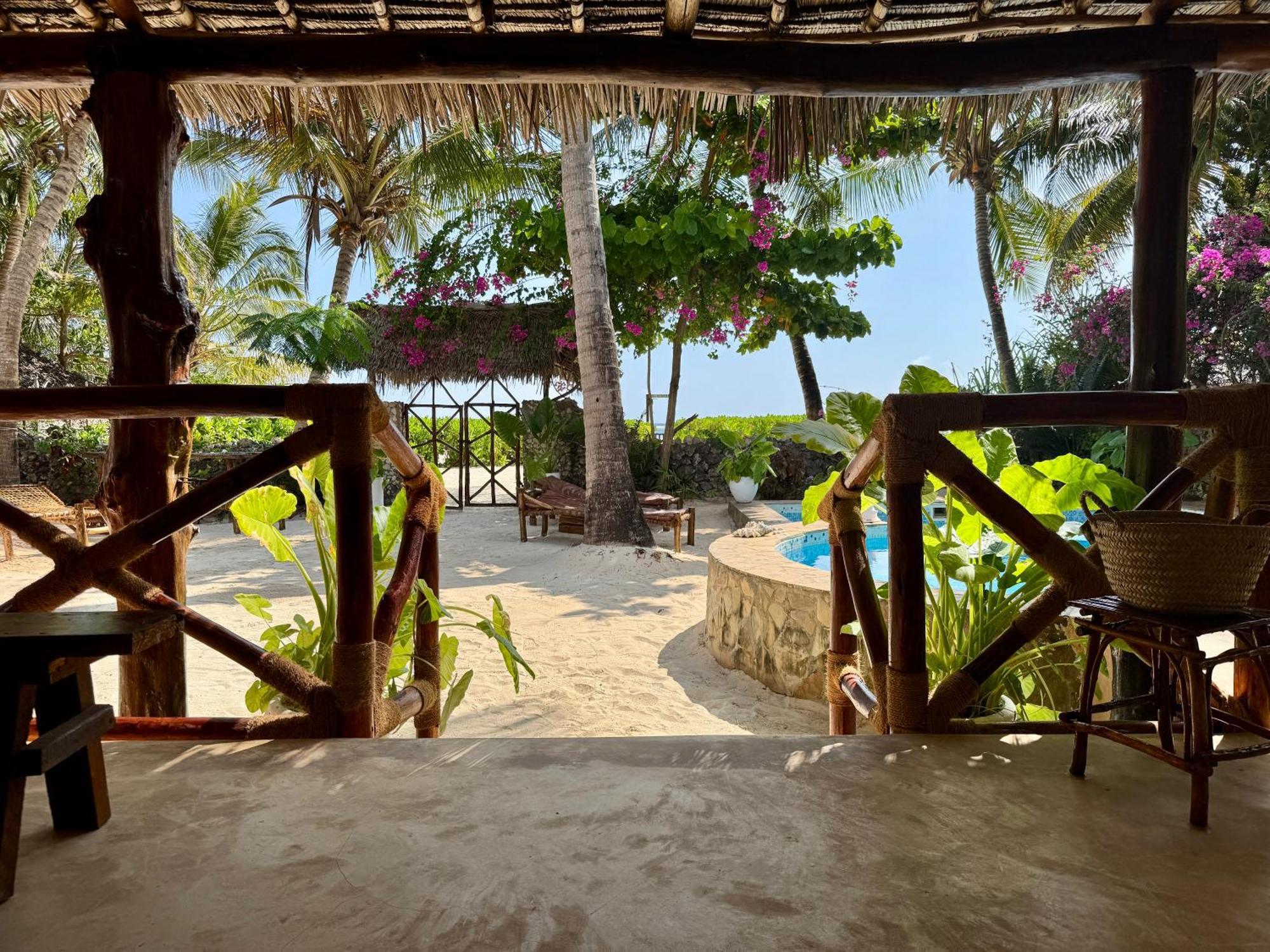 Villa Kipara - Private Beach & Pool Pwani Mchangani Extérieur photo
