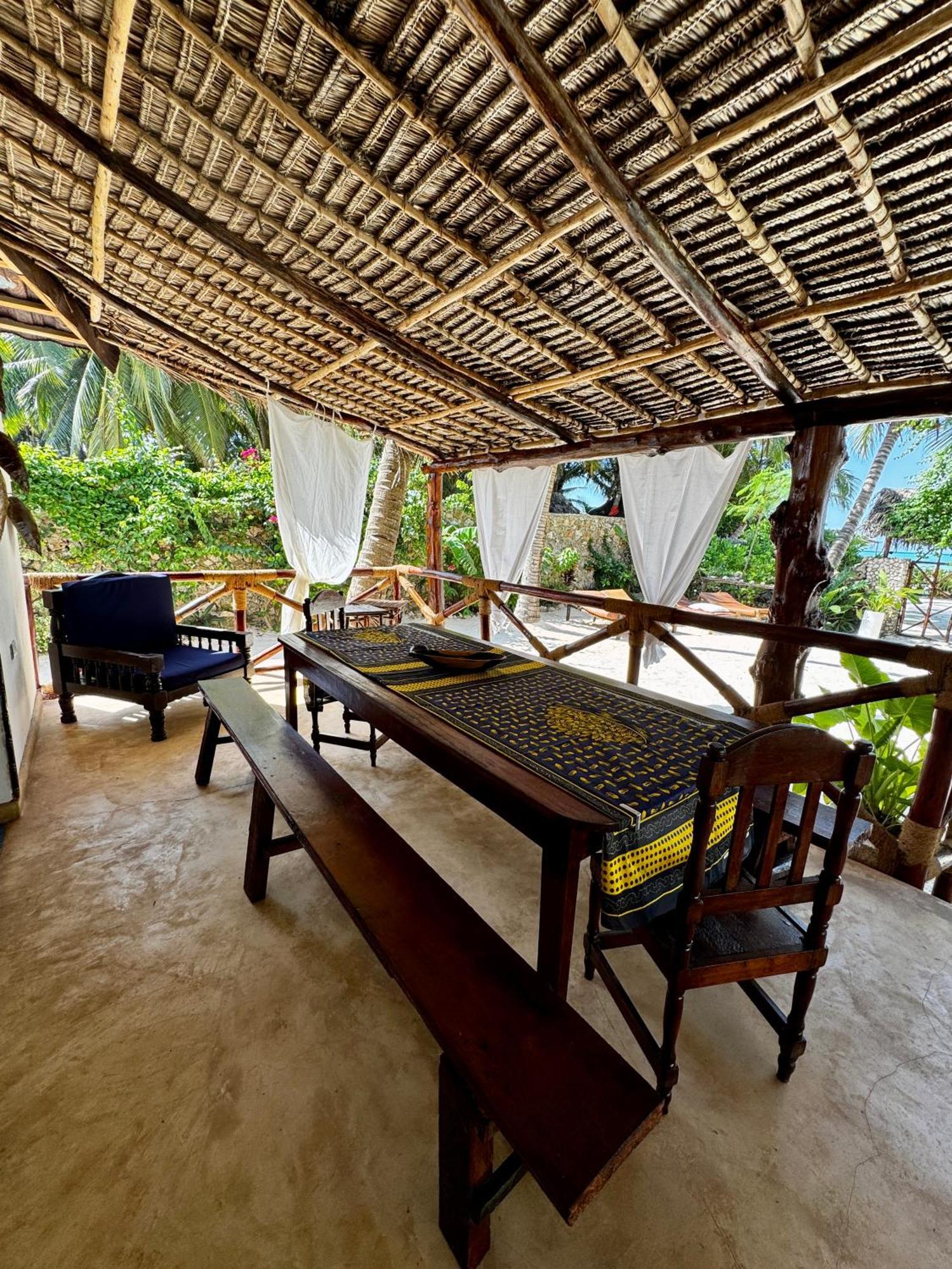 Villa Kipara - Private Beach & Pool Pwani Mchangani Extérieur photo